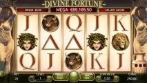 Слот Divine Fortune